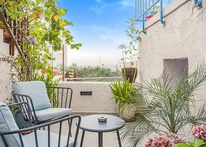 Achatis * Херсониссос